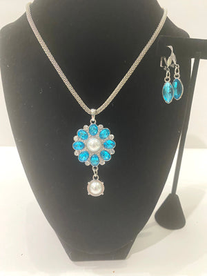 Round Silver Turquoise Rhinestone Pendent & Tear Drop Earrings