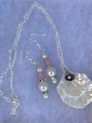 Two Tiered Pearlescent Seashell Necklace & Matching Earrings