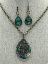 Antique Gold Blue & Purple Metallic Pendent & Matching Earrings