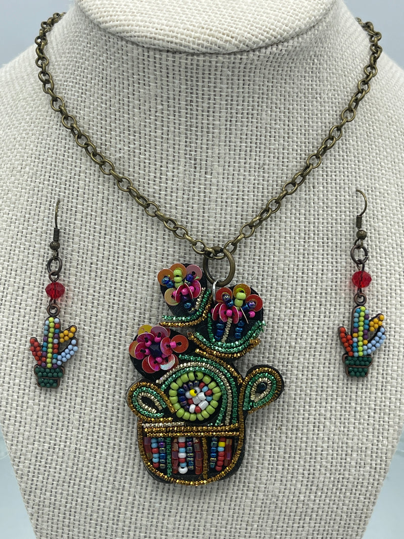 Beautiful Handmade Native Pendent w/ Cactus Earrings